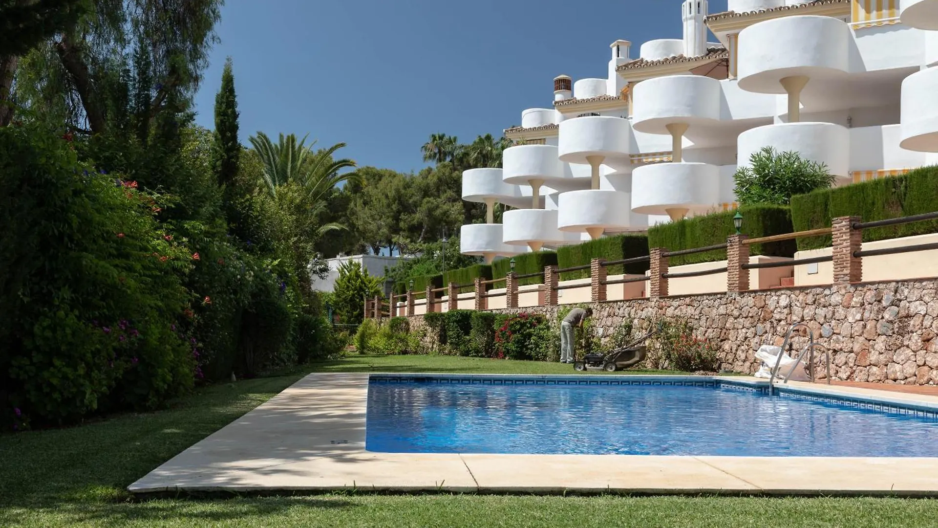Casadeleon - Costadelsol Vacations & Remote Work Sitio de Calahonda