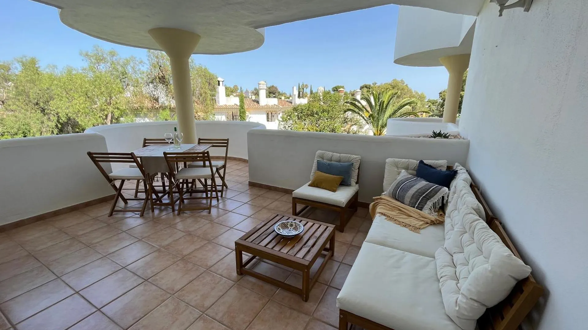 Casadeleon - Costadelsol Vacations & Remote Work Sitio de Calahonda Apartment